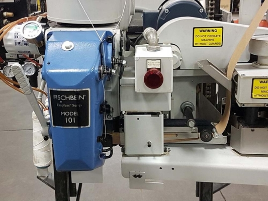 Máquina de costura Fischbein para fechamento semiautomático de sacos